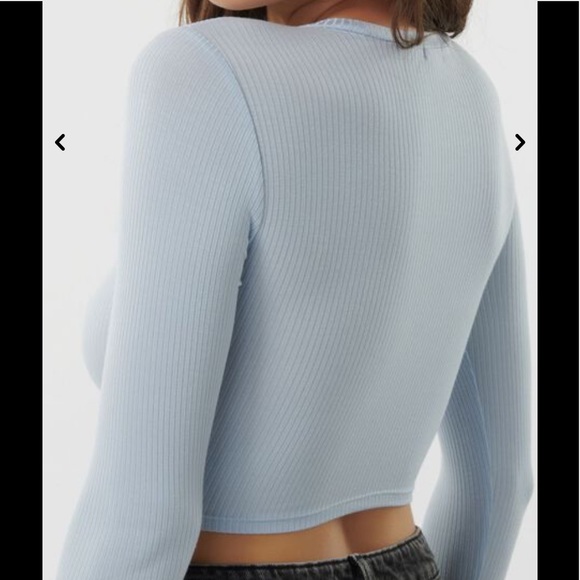 Garage cropped long sleeve. Size M - Picture 2 of 5